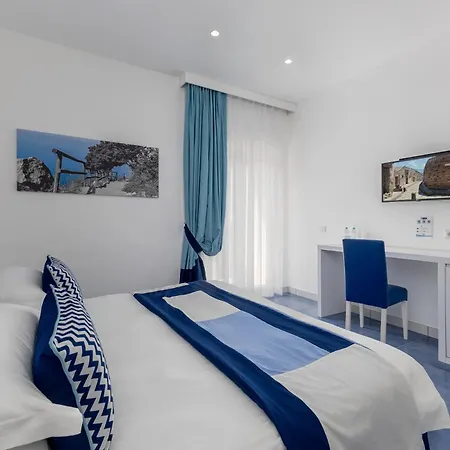 Metropole Hotel 4*