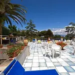 Metropole 4*