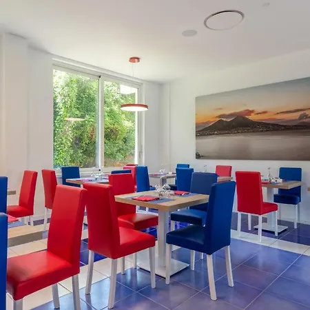 מלון Metropole 3*