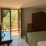 Metropole 4*