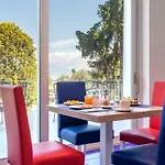 Metropole Hotel 4*