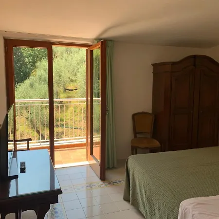 Metropole 3*