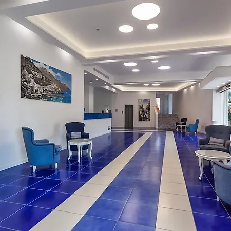 מלון Metropole