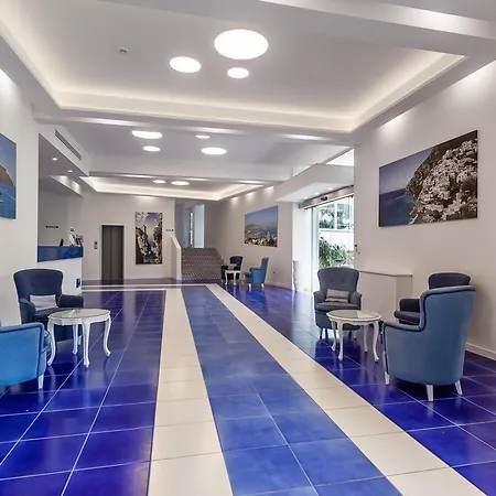 Metropole Hotell 4*