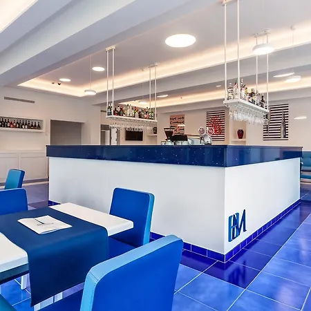 Metropole 3* Сорренто