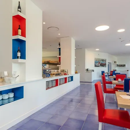 Metropole 3* Сорренто