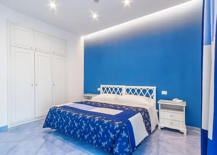 Metropole فندق سورينتو