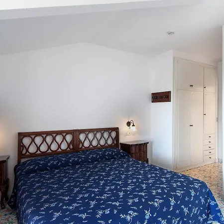 Metropole 4*
