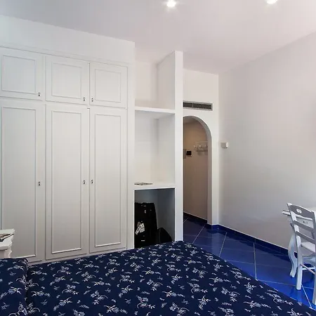 Отель Metropole 4*