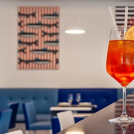 Metropole Отель 4*