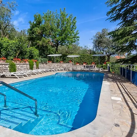 Metropole Отель Сорренто