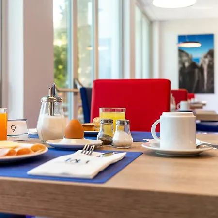 Отель Metropole